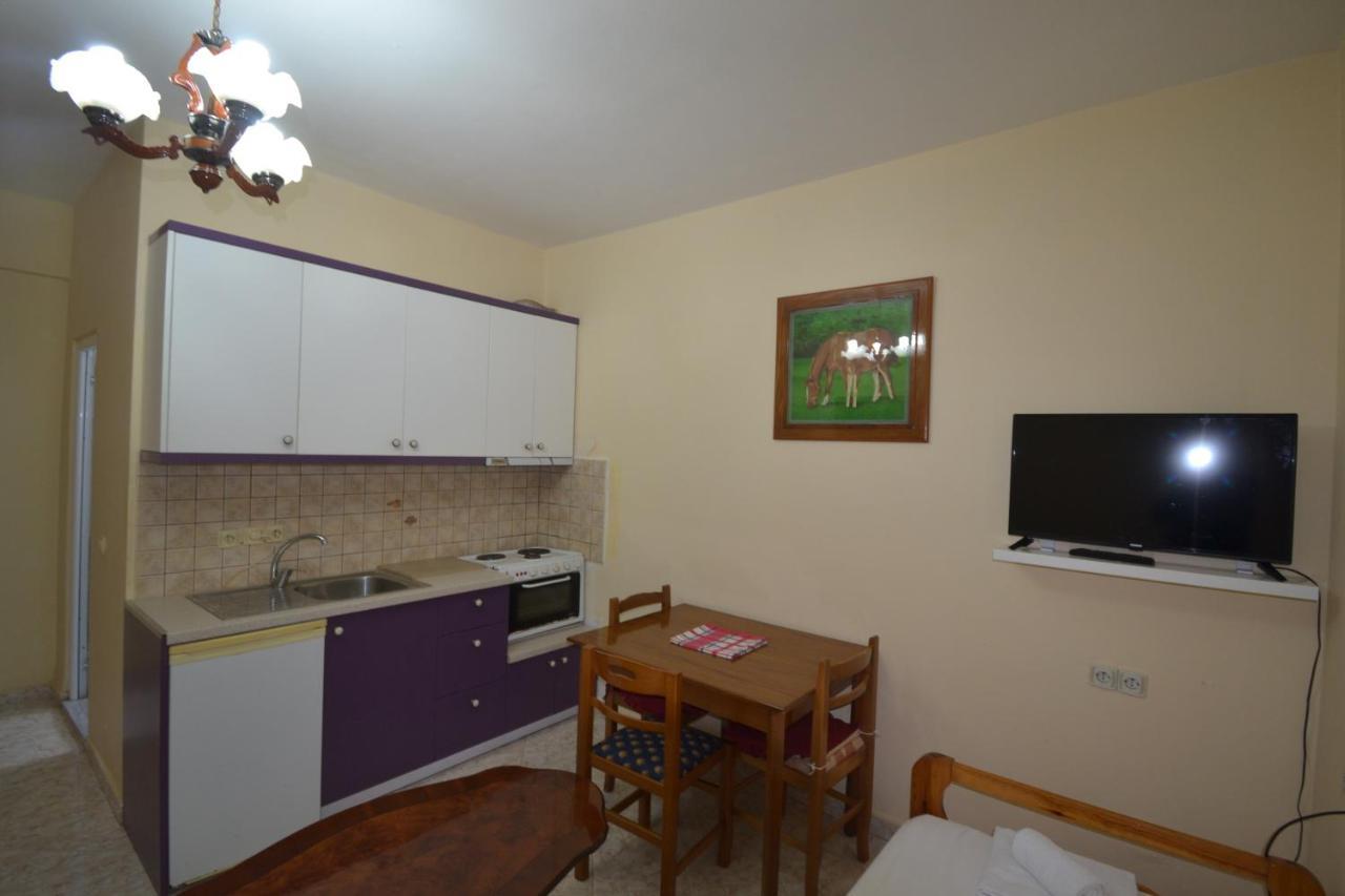 Villa Shqiponja Sarandë Exterior foto